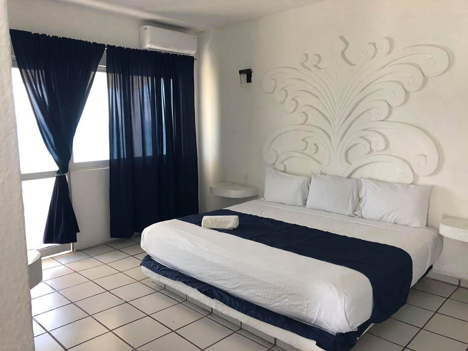 Hotel Bagasi Manzanillo Exterior photo