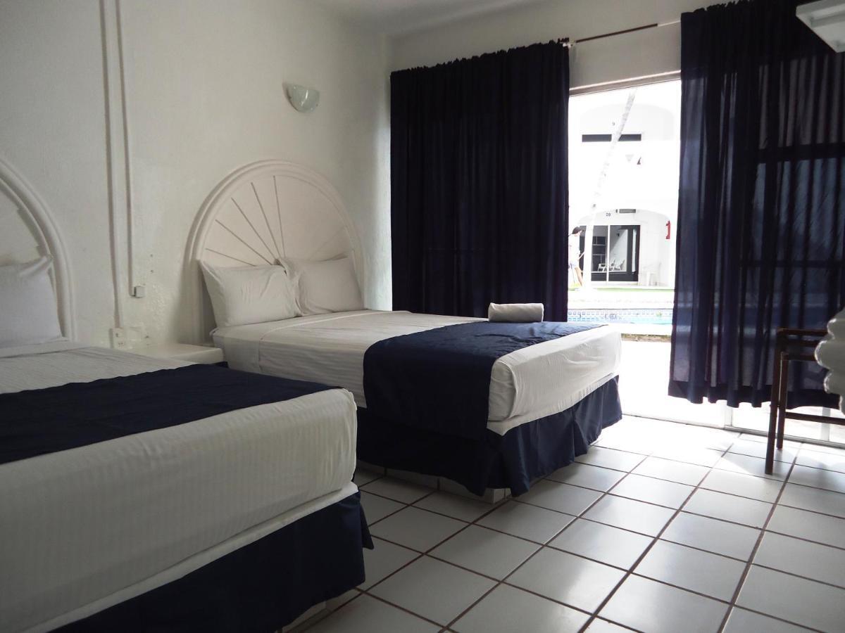 Hotel Bagasi Manzanillo Exterior photo