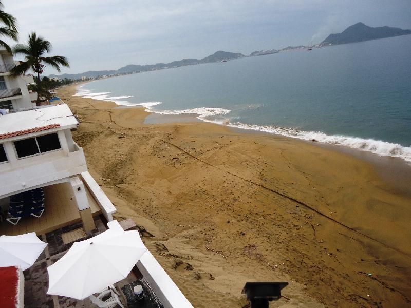 Hotel Bagasi Manzanillo Exterior photo